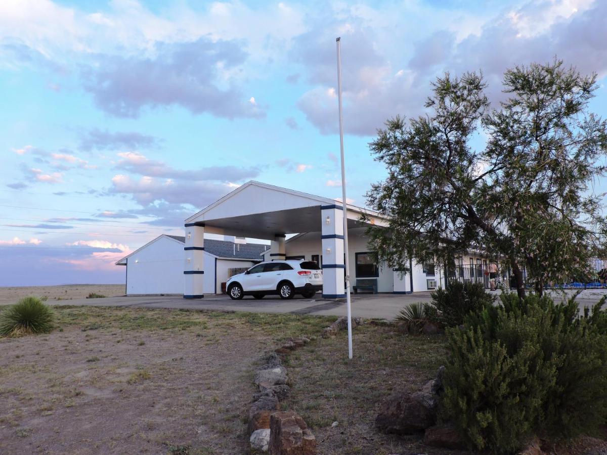 Riata Inn - Marfa Buitenkant foto