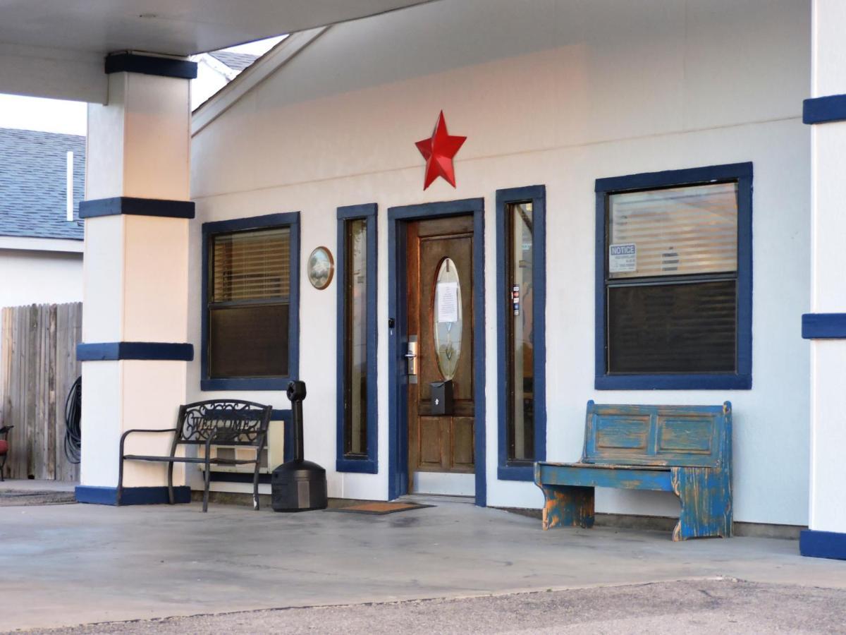 Riata Inn - Marfa Buitenkant foto