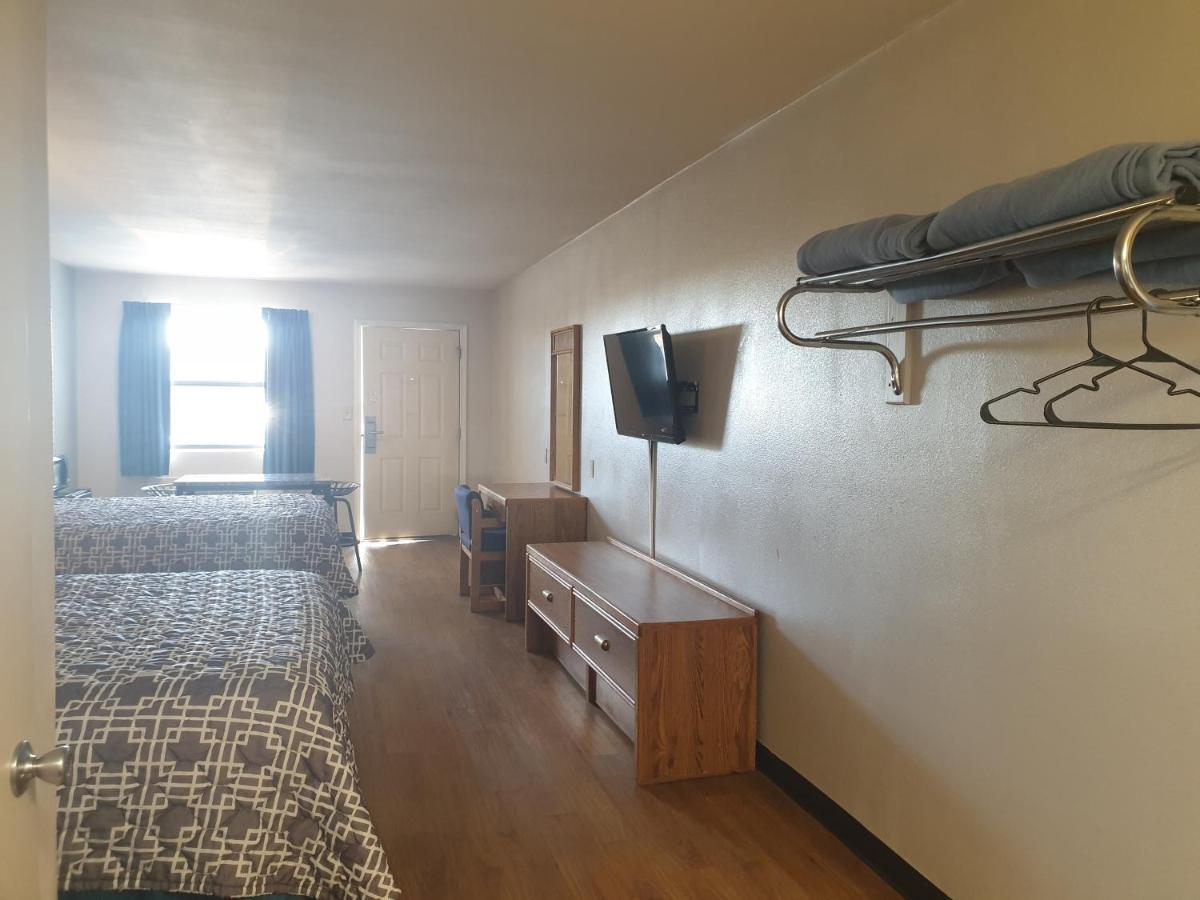 Riata Inn - Marfa Buitenkant foto